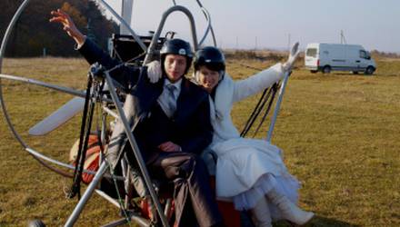 flight-in-paratrike-for-two-30-minutes-lvov