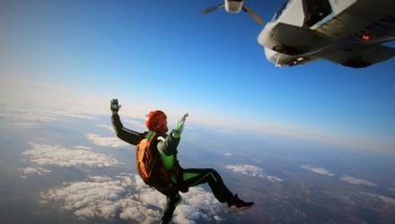 Стрибок з парашутом самостійний, Одеса - Фото