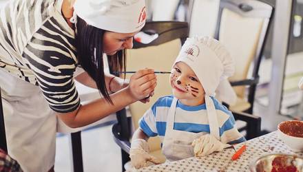 Дитячий шоколадний майстер-клас, Київ - Фото