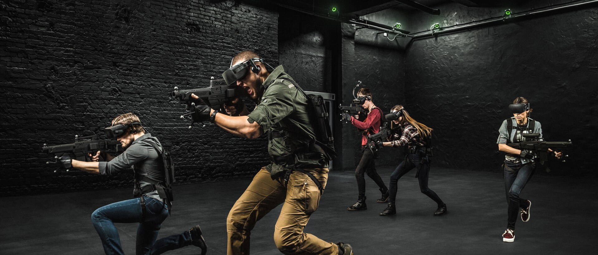 Квест виртуальной реальности для пятерых, Киев - Фото
